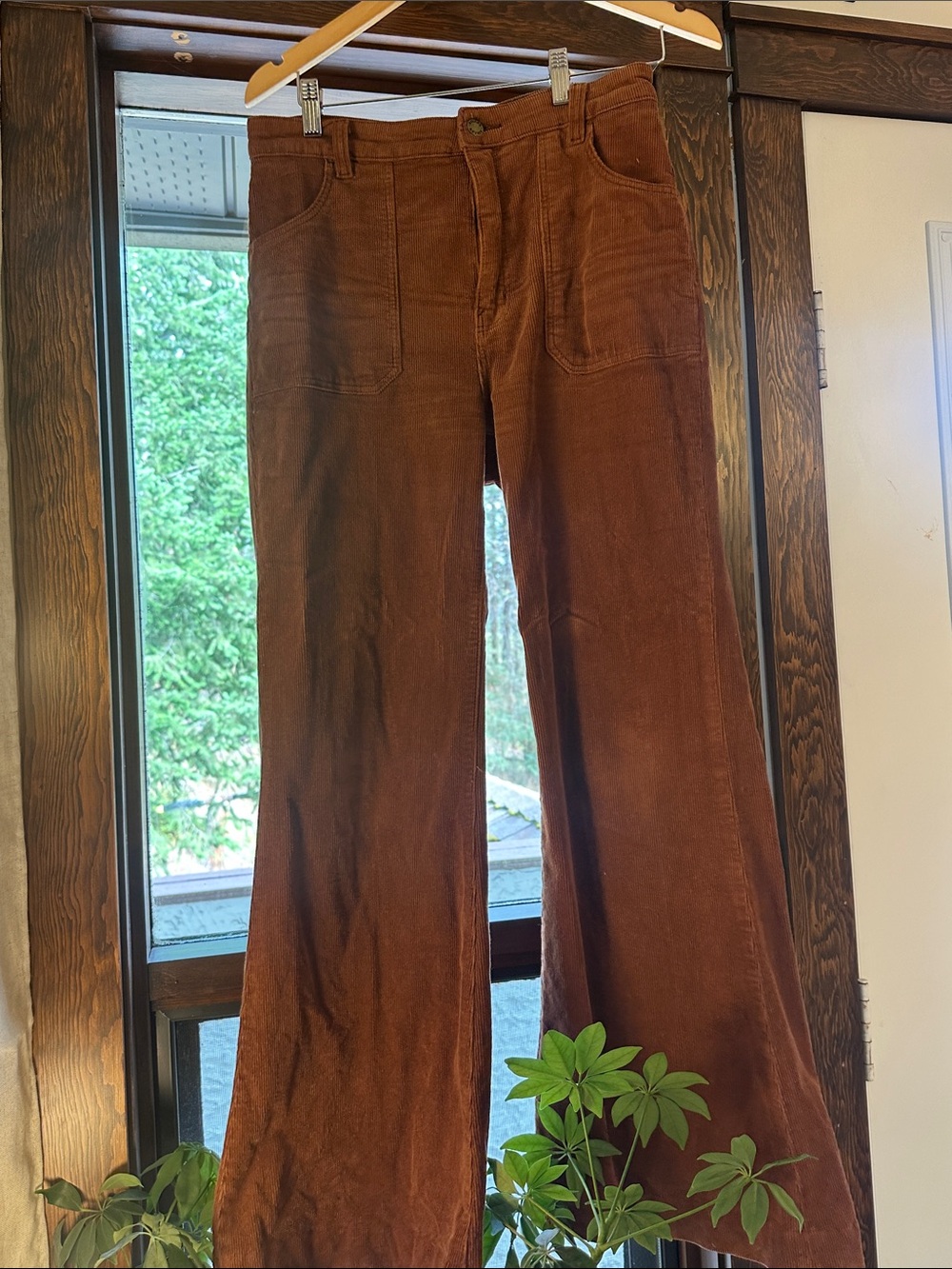 Rollas High-Rise Corduroy Jeans — Brown